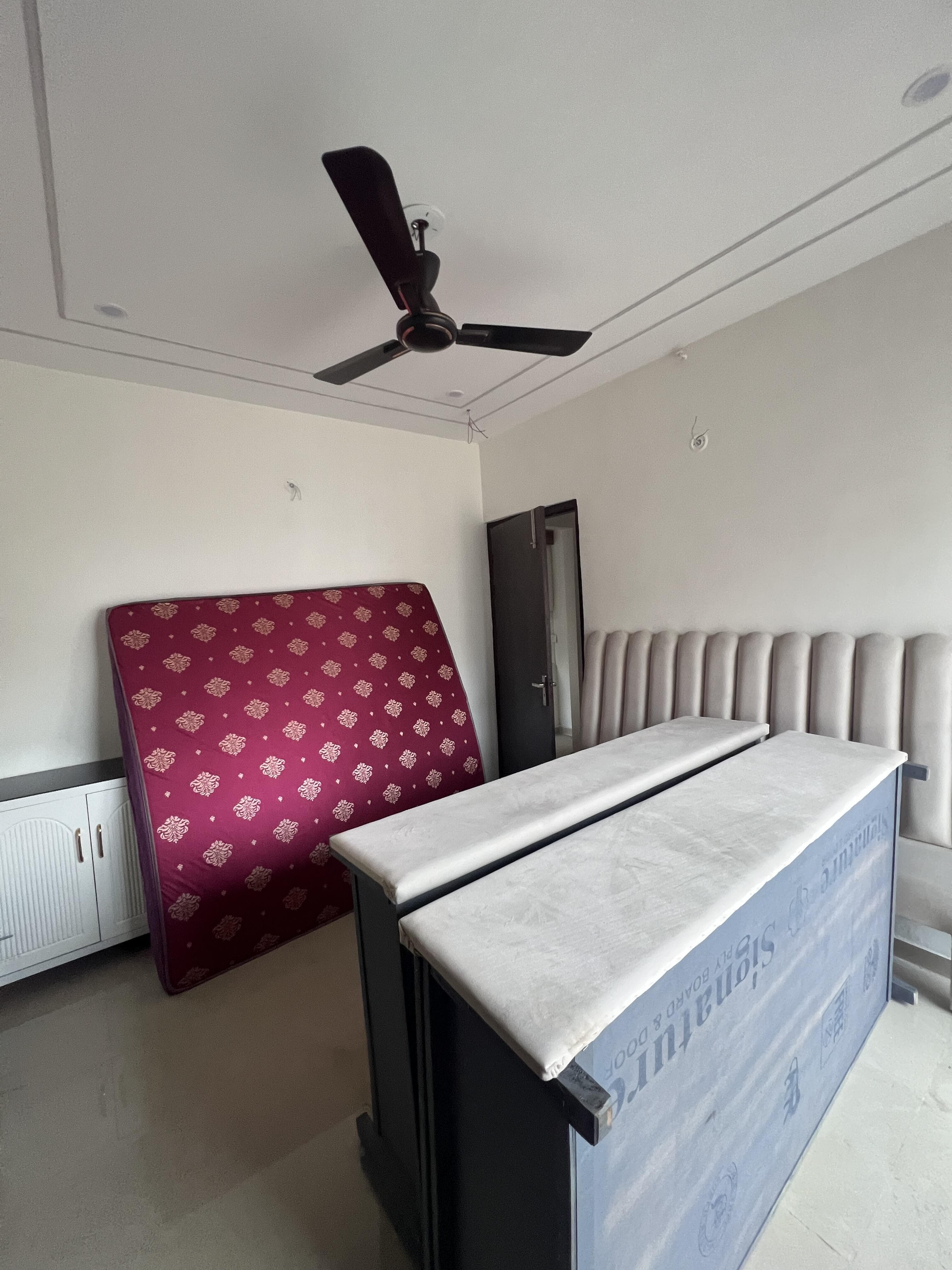 1 BHK 